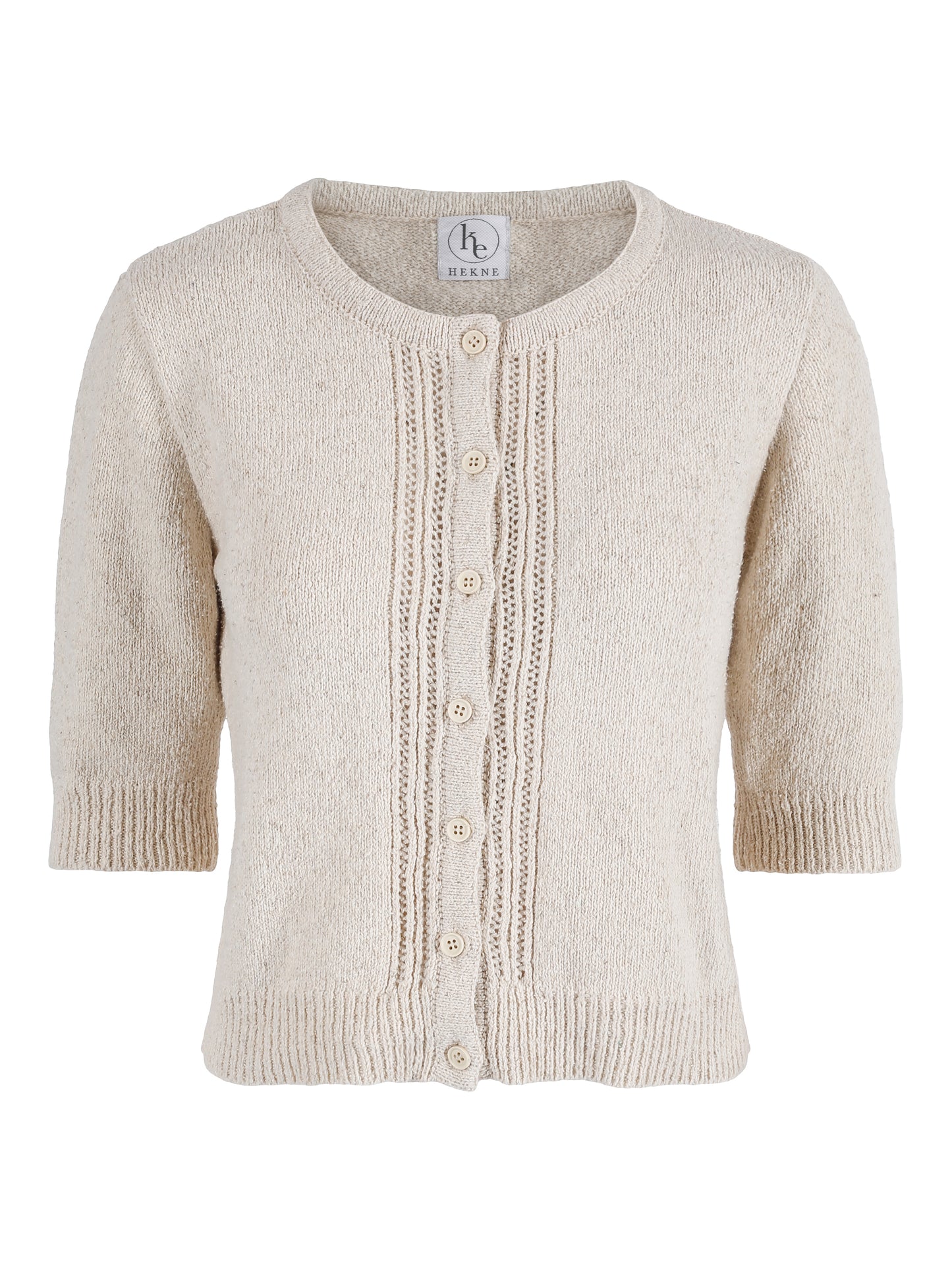 Lys cardigan i blondestrikk, sett forfra.