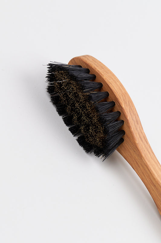 Børste til semsket skinn med messing.