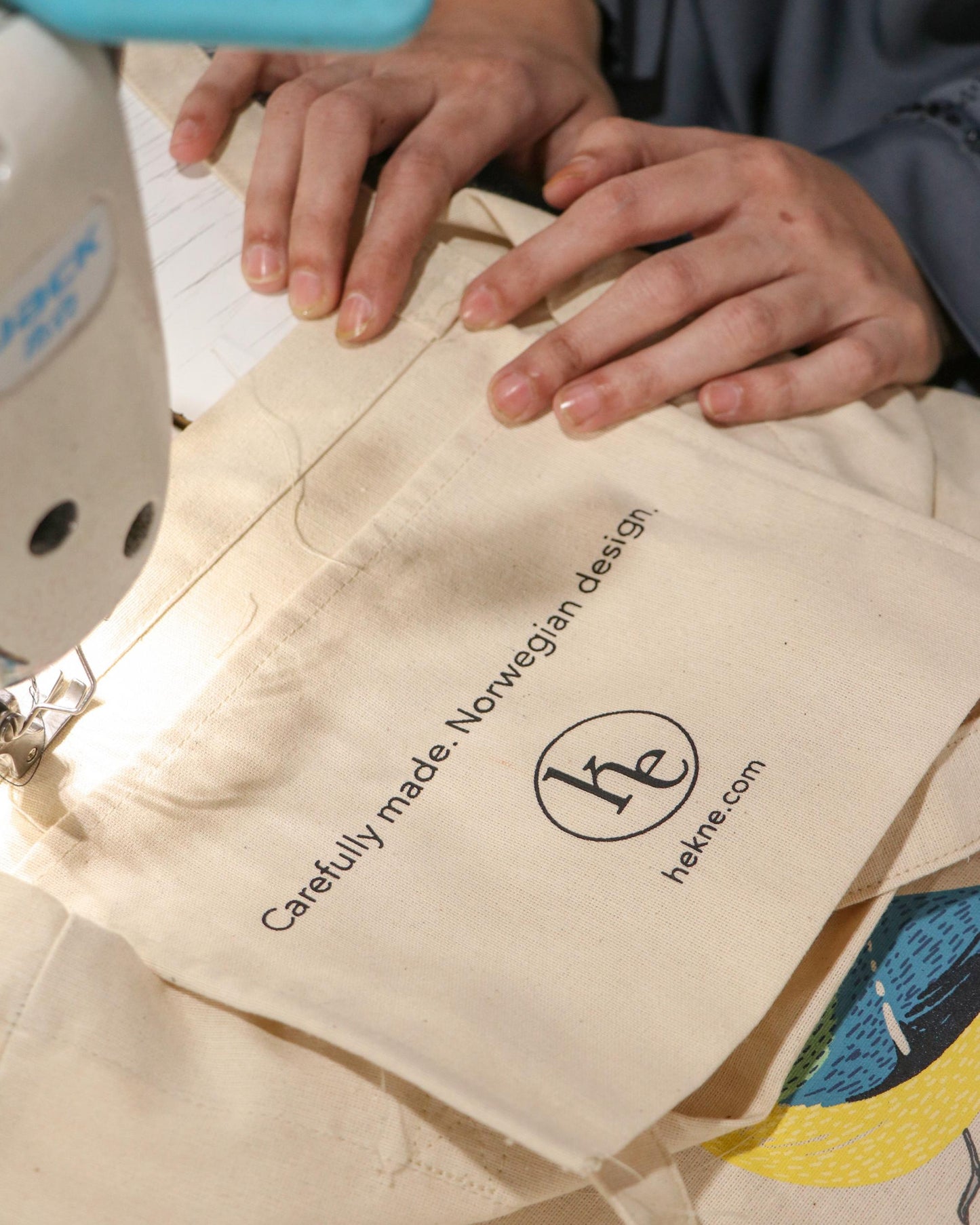 Tote bag i ren bomull.