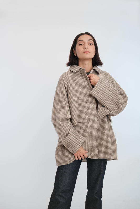 Ulljakke i oversized design inspirert av vindjakke.