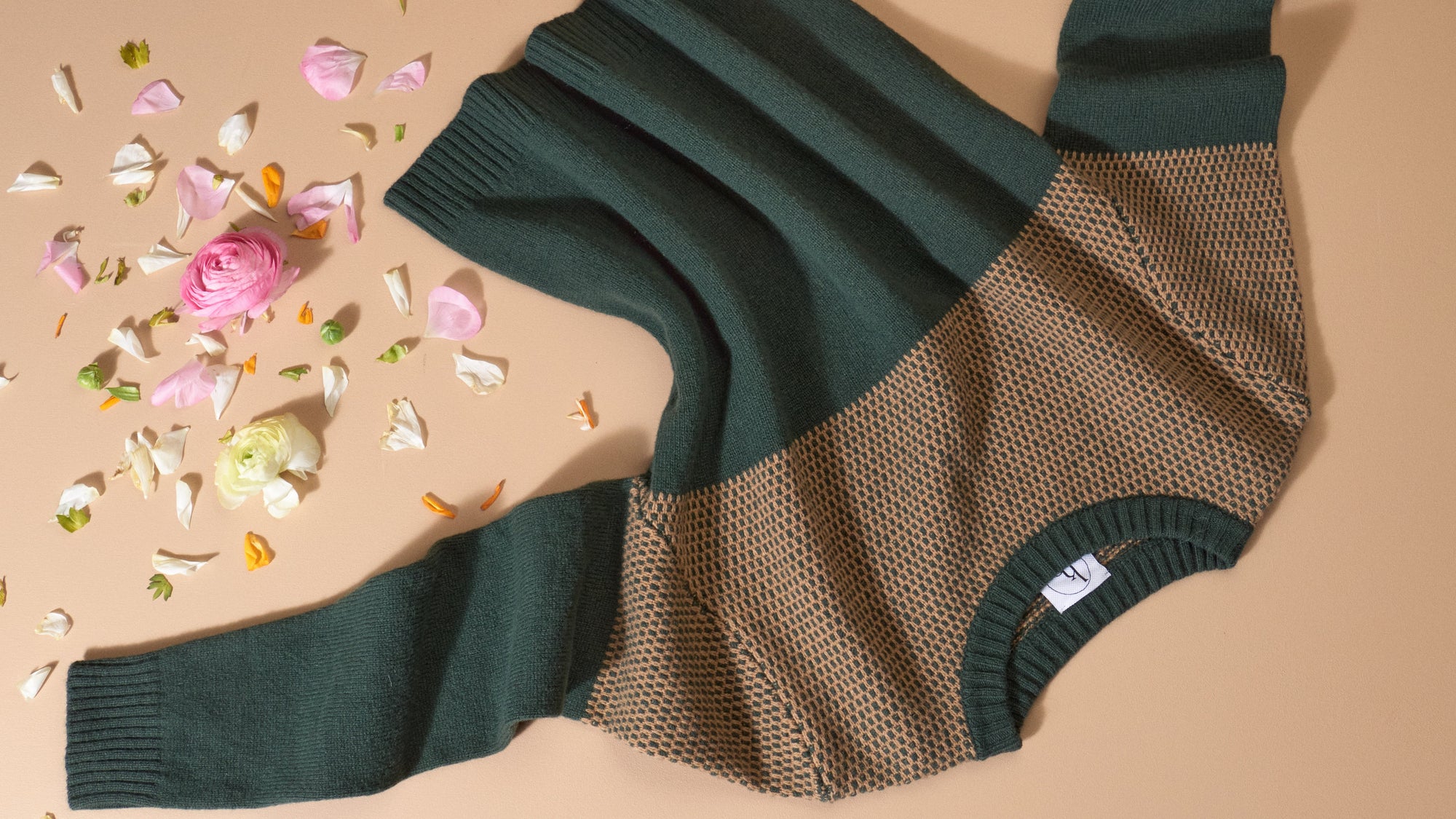 Grønn genser i merino og kasjmir